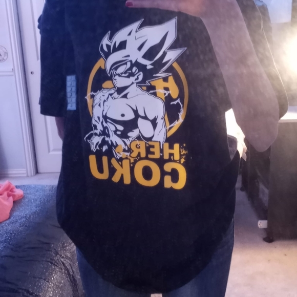 Surf & Style Anime T shirt Size L - Picture 1 of 2